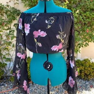 BLUE BLUSH FLORAL OVER THE SHOULDER CROP TOP